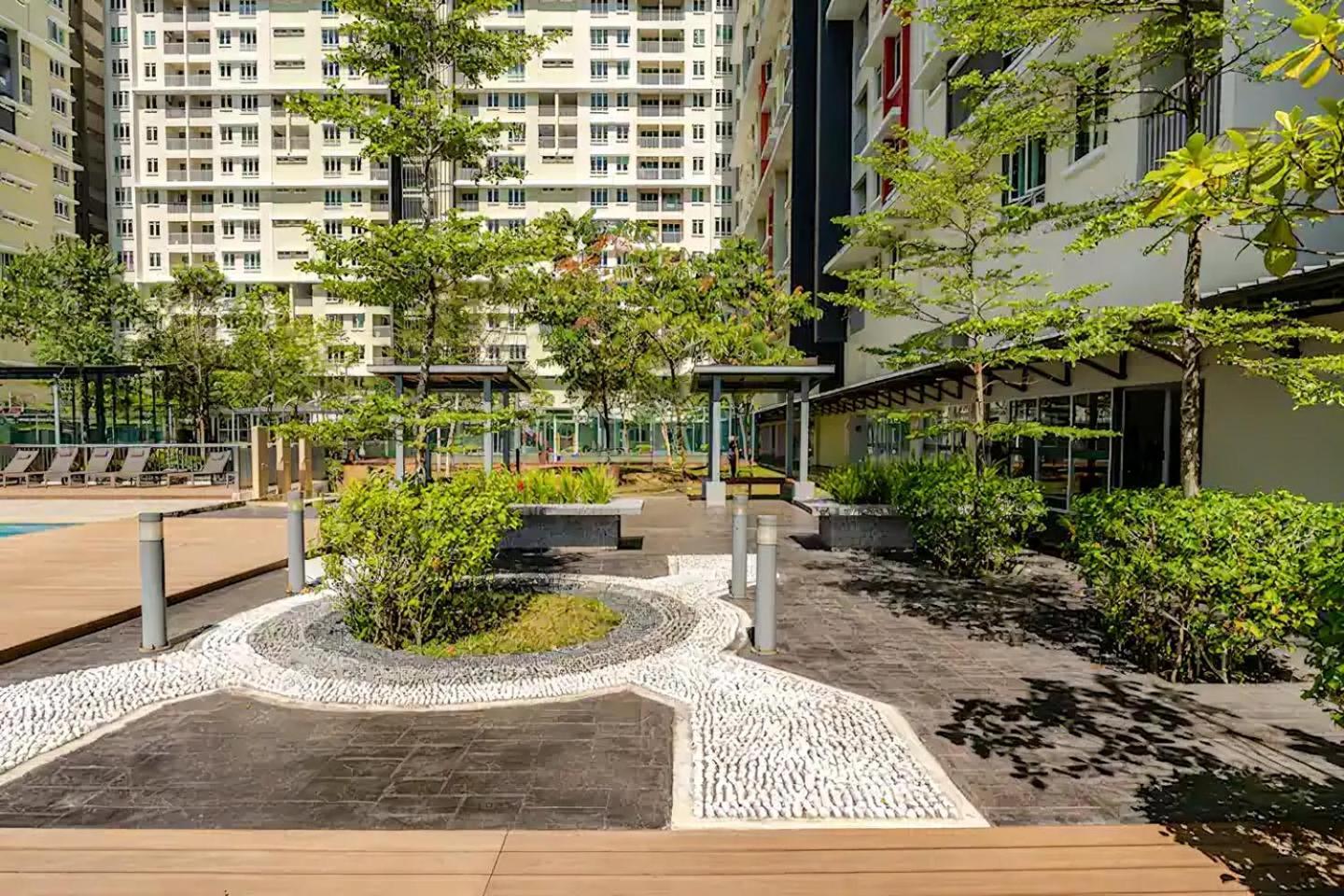 Apartment Unit At Residensi Suasana *